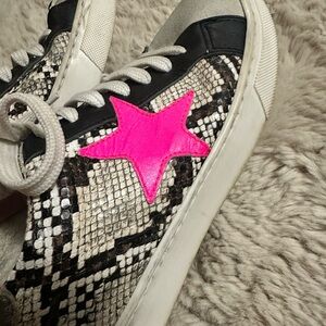 Steven by Steve Madden Rubie Leather Snake Print Sneakers Size 8